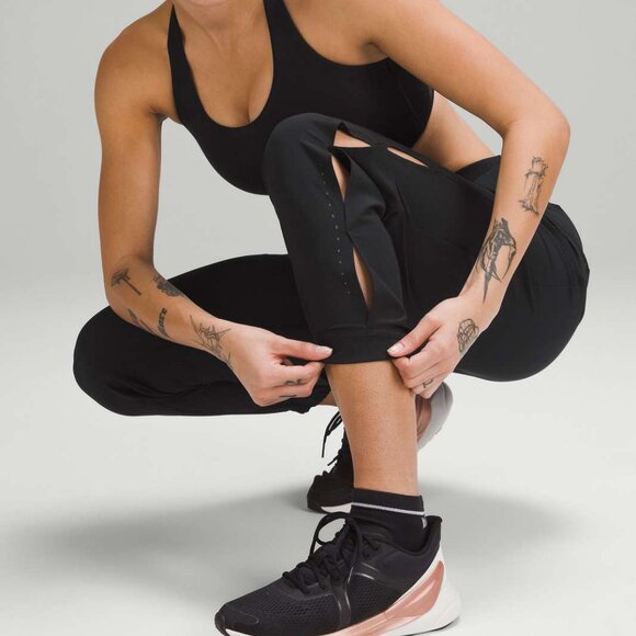 Lululemon Women's Adapted State High-Rise Jogger *Airflow - Black - Picture 2 of 12